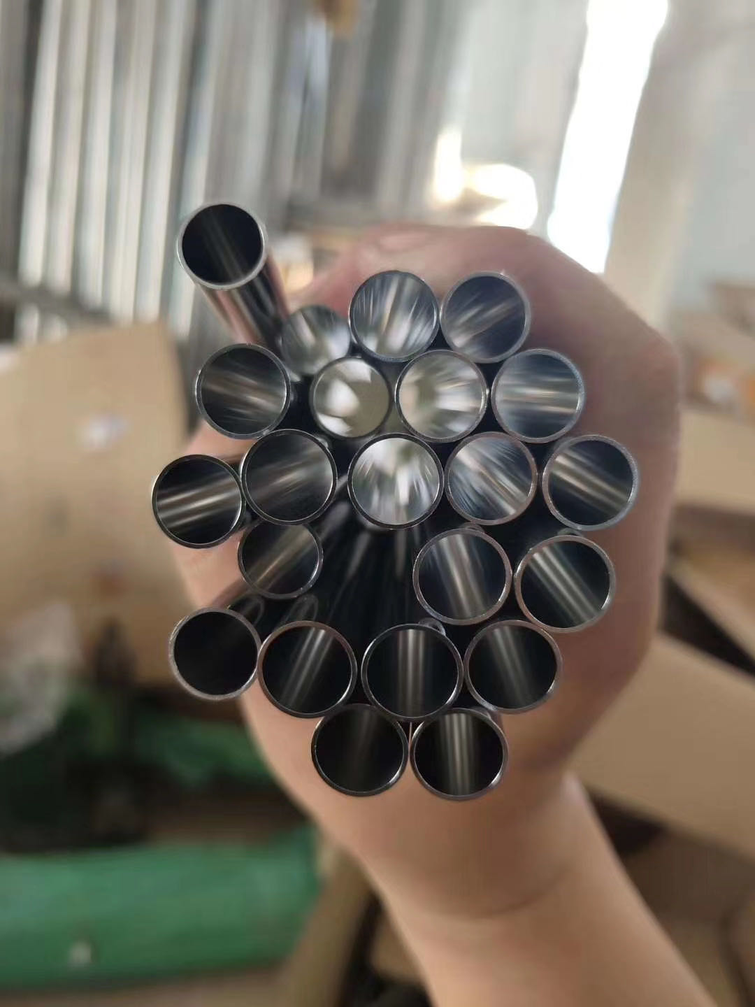 304不銹鋼管需求恢復(fù)緩慢，料今跌幅收窄，部分品種或止跌趨穩(wěn)